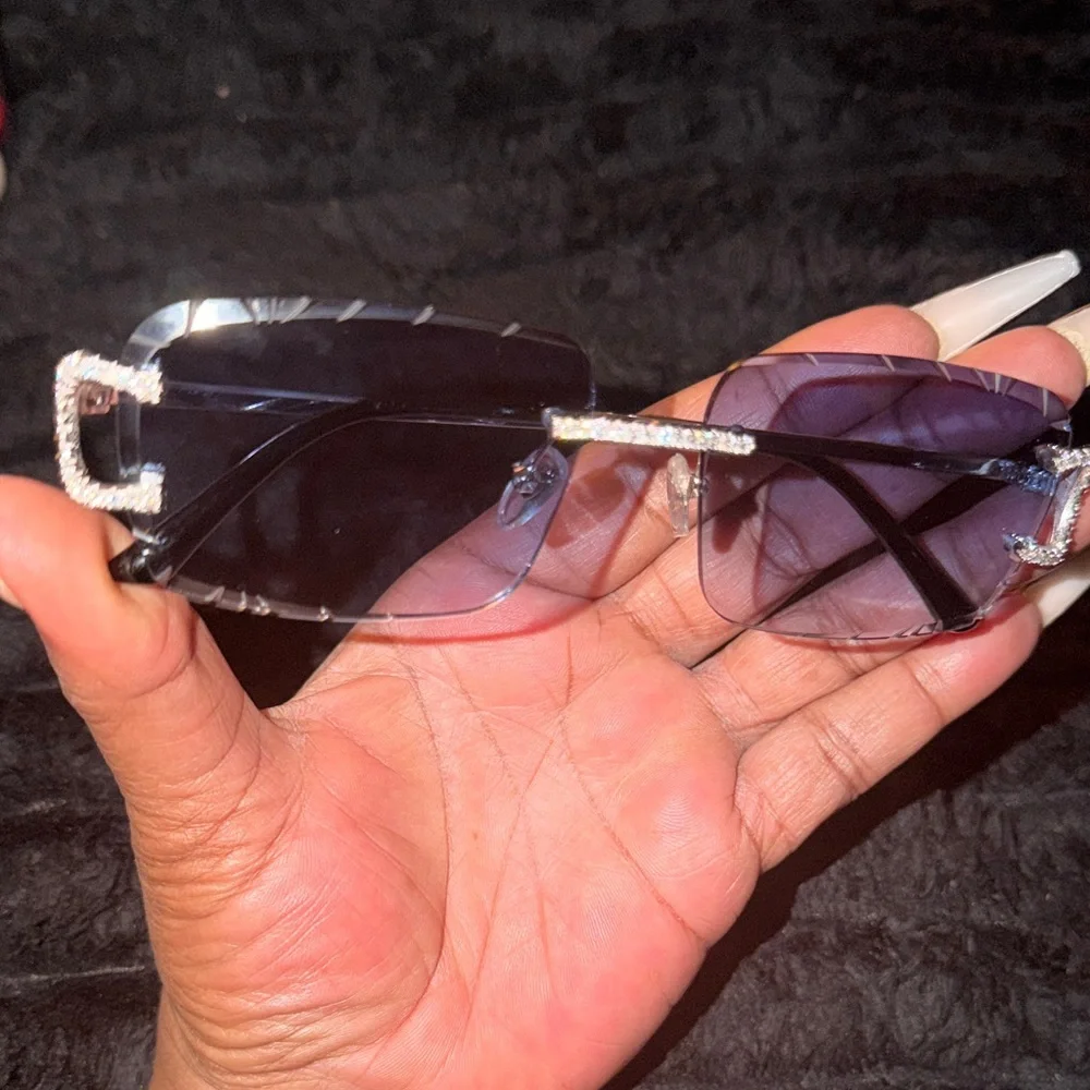 MOISSANITE 925 STERLING SILVER 5 CT Women's UNIQUE Sunglasses - Elegant Black🕶️